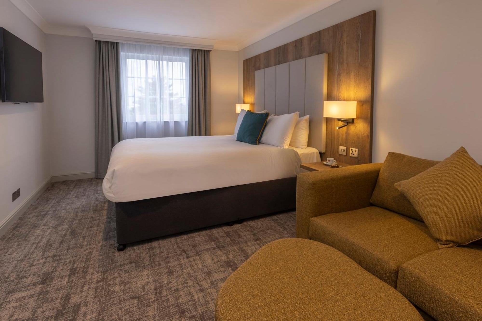 Hotel Crowne Plaza East Midlands Airport By Ihg Derby Esterno foto